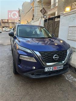 نيسان روج